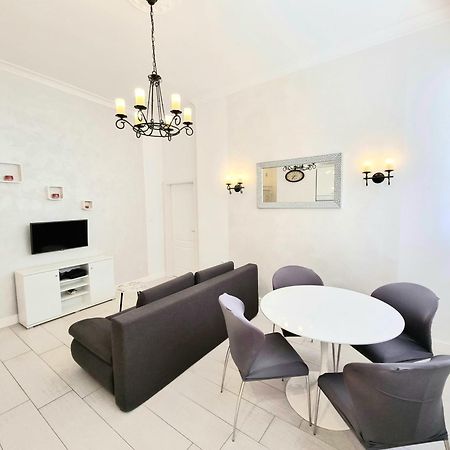 Lux Apartment Near Bridge ザダル エクステリア 写真